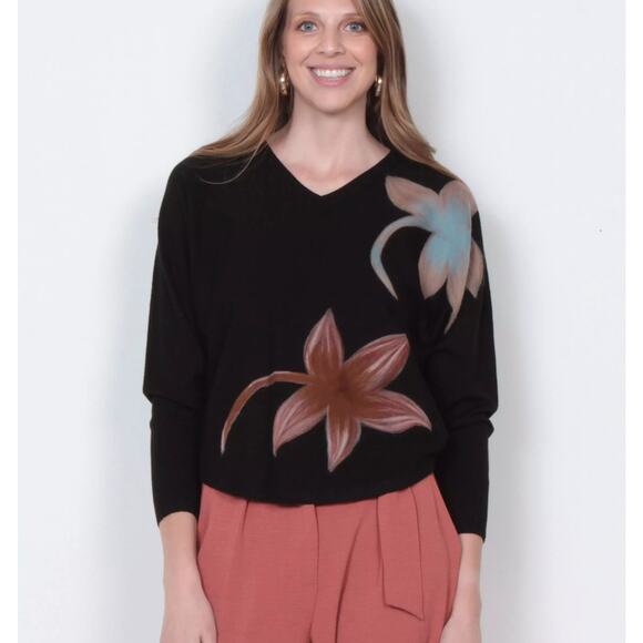 Aaeda Art To Wear Fuzzy Flower Embroidered Sweater M Womens Black Artsy Soft - Picture 1 of 7